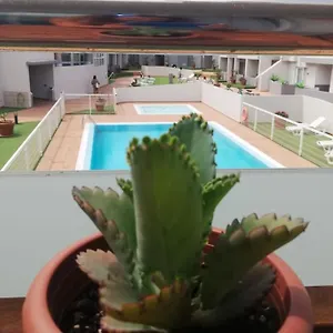 Blue Ocean Corralejo: Sunny Terrace, Pool, Wifi Apartment